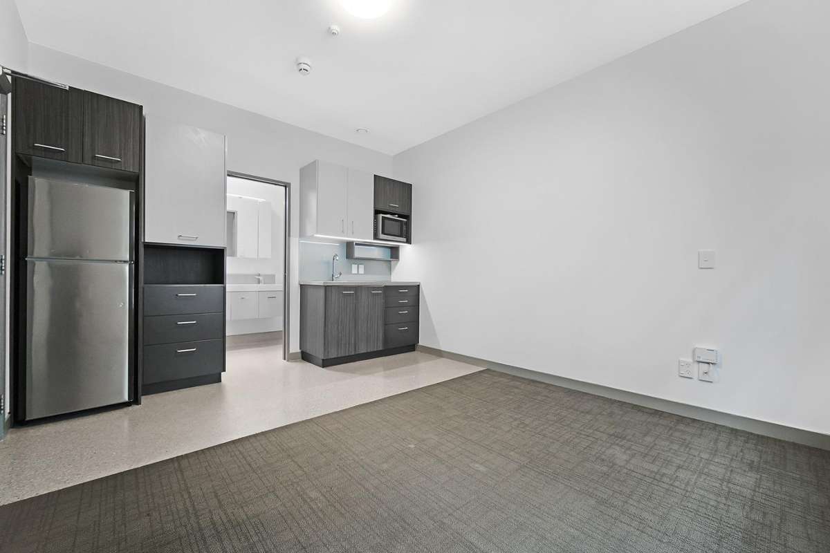 Eden Terrace Modern Studio 2