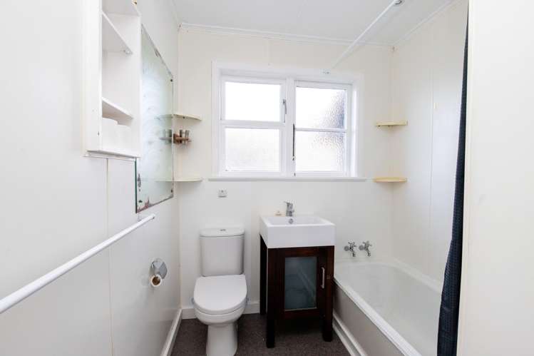 9 Hayward Road Ngatea_11