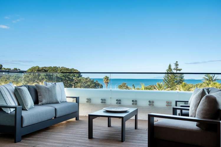 17/423-427 Beach Road Mairangi Bay_4