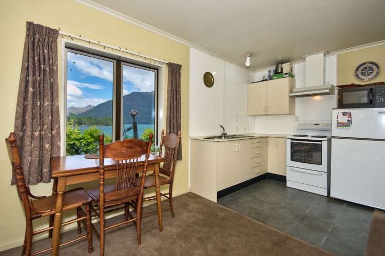 27 Brisbane Street Queenstown_18