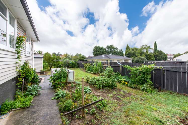 35 Buller Crescent Manurewa_15