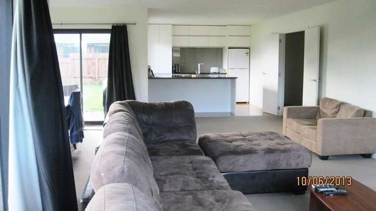 2c Margaret Alice Close Whalers Gate_2