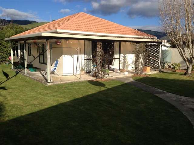 18 Ardilea Avenue Stoke_3