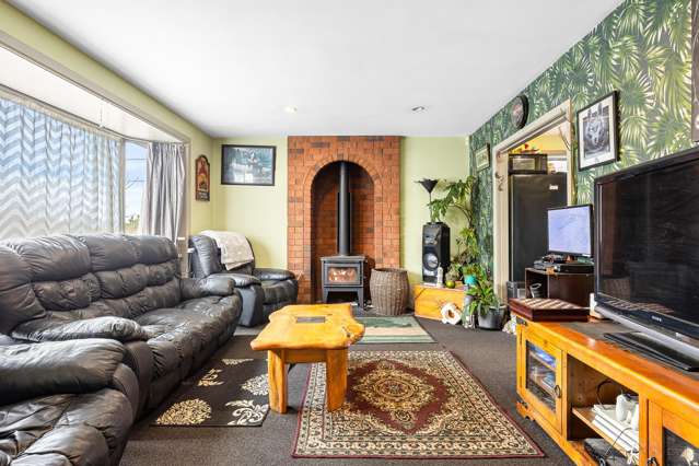 121 Cuthberts Road Aranui_2