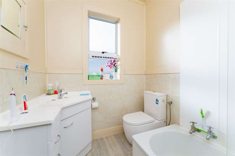 22 Agnes Street Kenmure_14