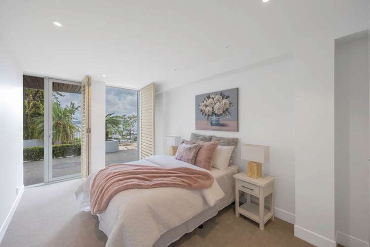 20 Courtneys West Harbour_16