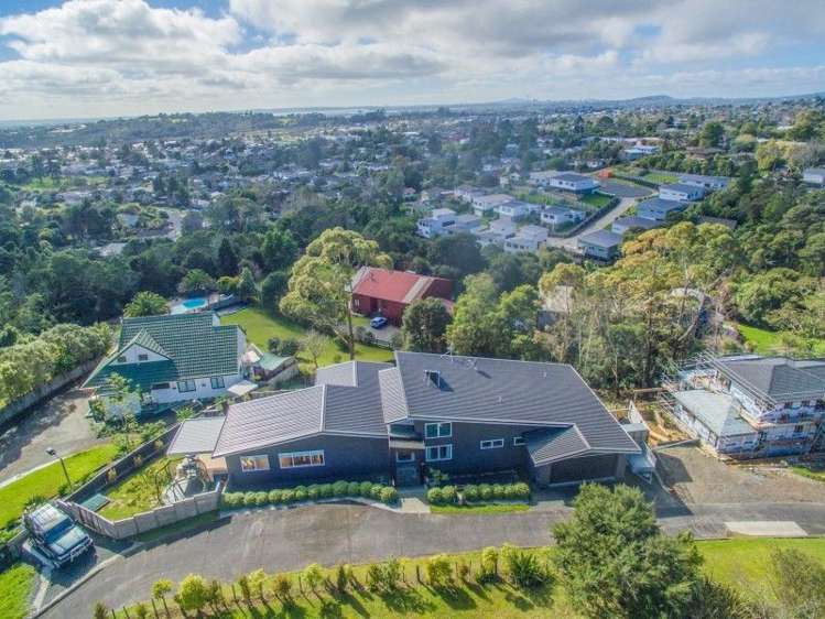 1/149j Glengarry Road Glen Eden_1