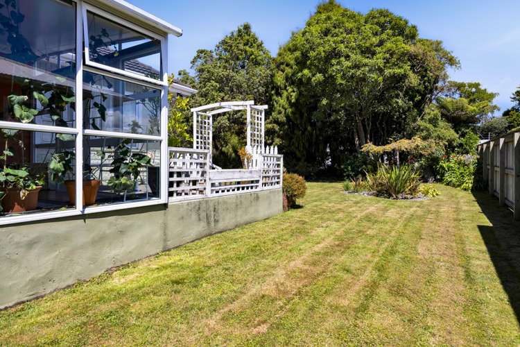 114 Brecon Road Stratford_32