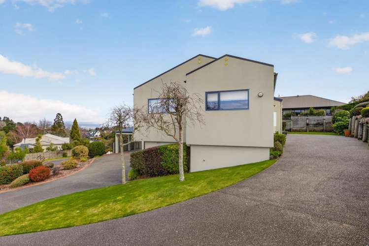 3 Julies Way Rangatira Park_10