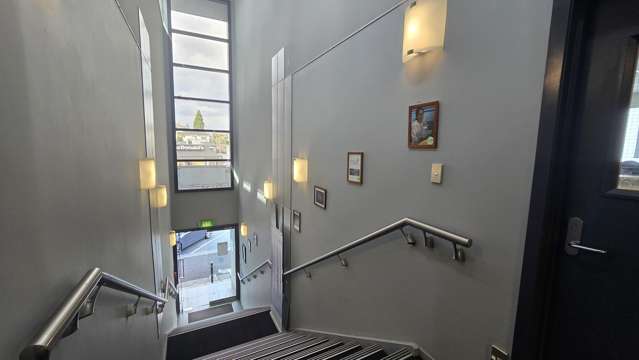 Level 1, Suite 2/1277-1279 Cameron Road Tauranga Central_4