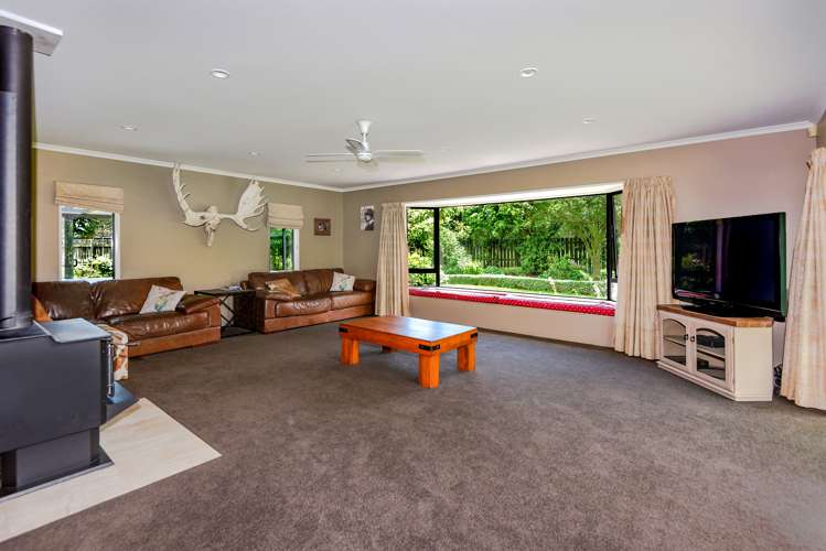 1495 Telegraph Road Darfield_9