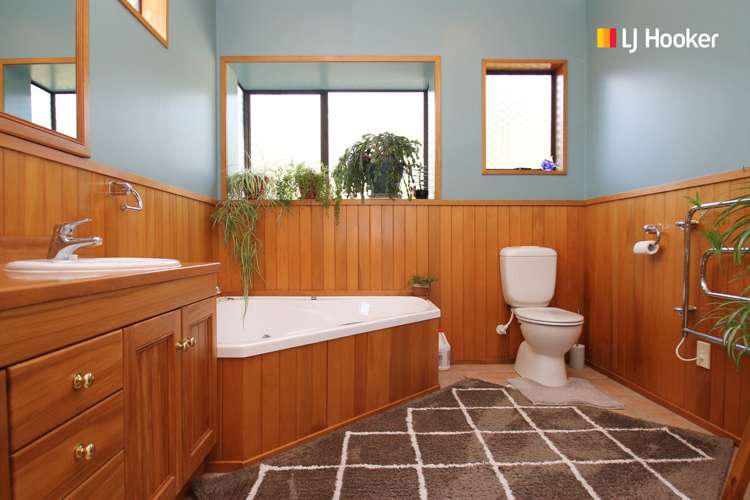 111 Main South Road East Taieri_12