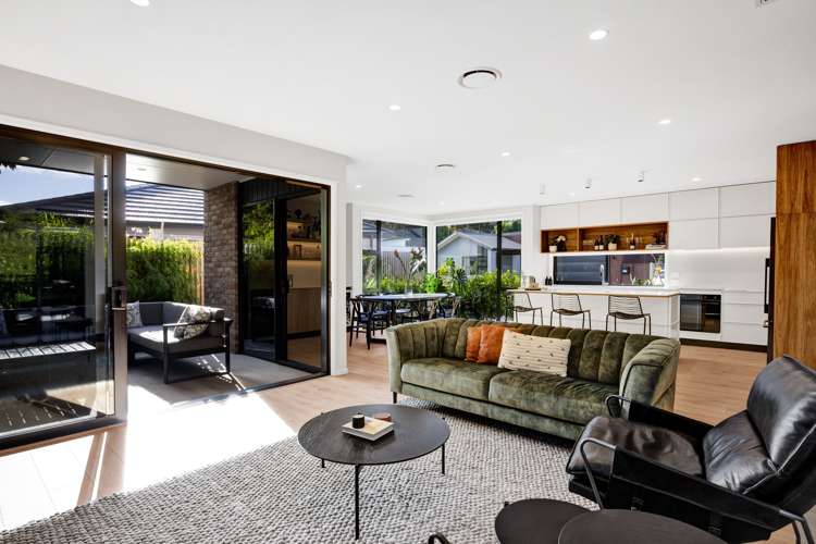 7 Mackillop Way Brooklands_9