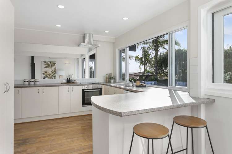 22 Andrea Place Sunnyhills_5