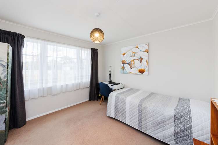 6 Long Melford Road Awapuni_12