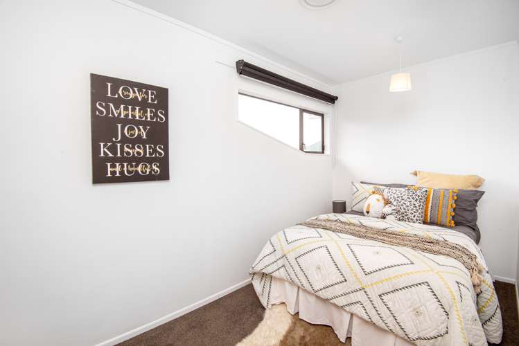 7 Saint Aidans Way Tawa_11