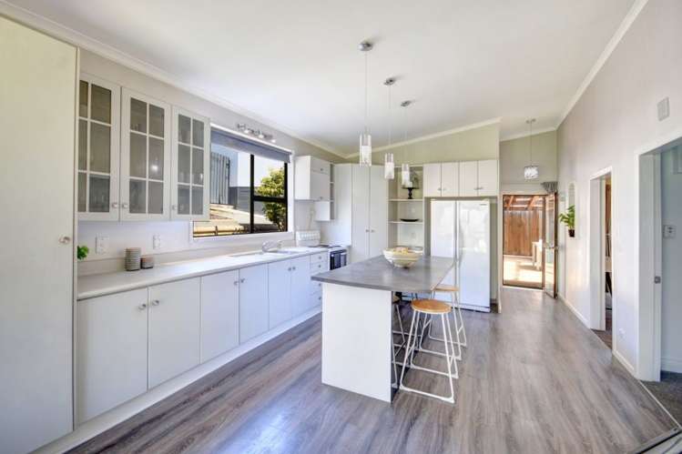 6 Rennie Street Green Island_15