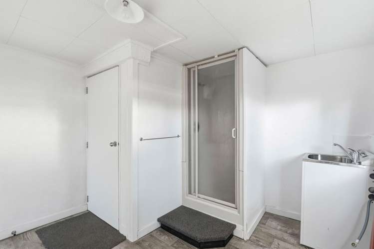 206 Kelvin Street Avenal_18