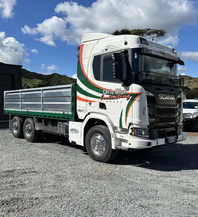 Established North Taranaki Earthmoving Business