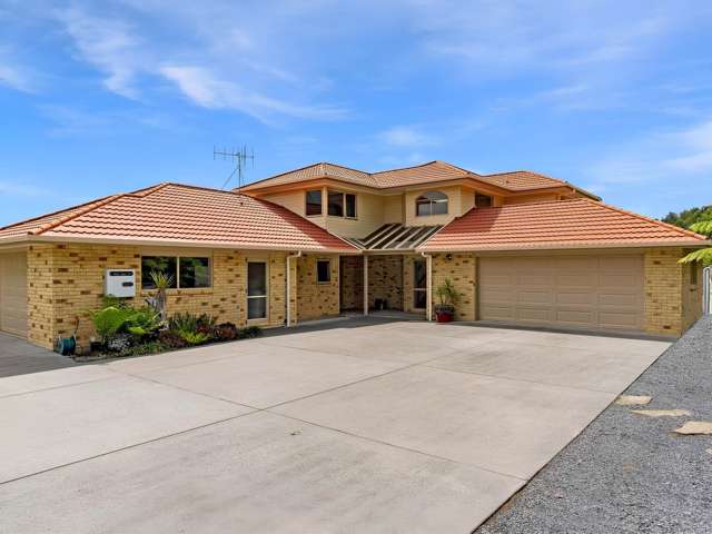 Spacious Family Home in Secure Gated Community