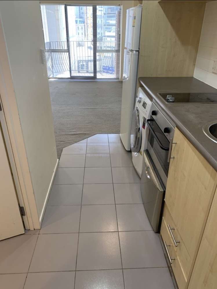 8L/23 Emily Place 10015_7