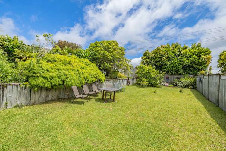 1/50 Manuka Road Glenfield_2