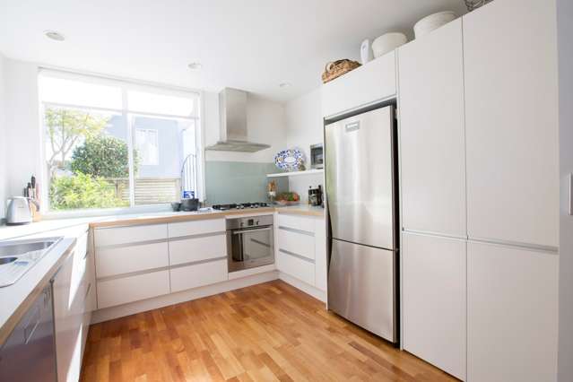 2/22 Regina Street Westmere_1