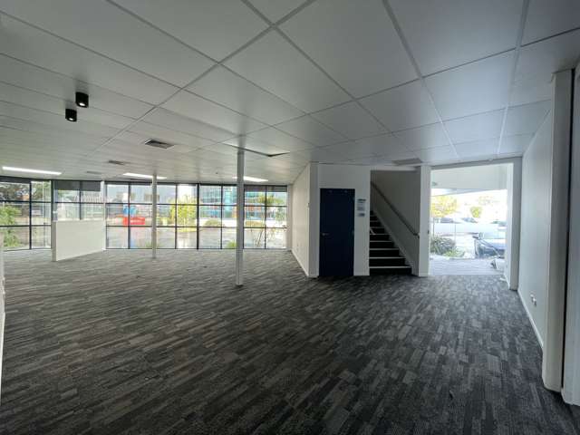 Unit E/9 Piermark Drive Rosedale_3