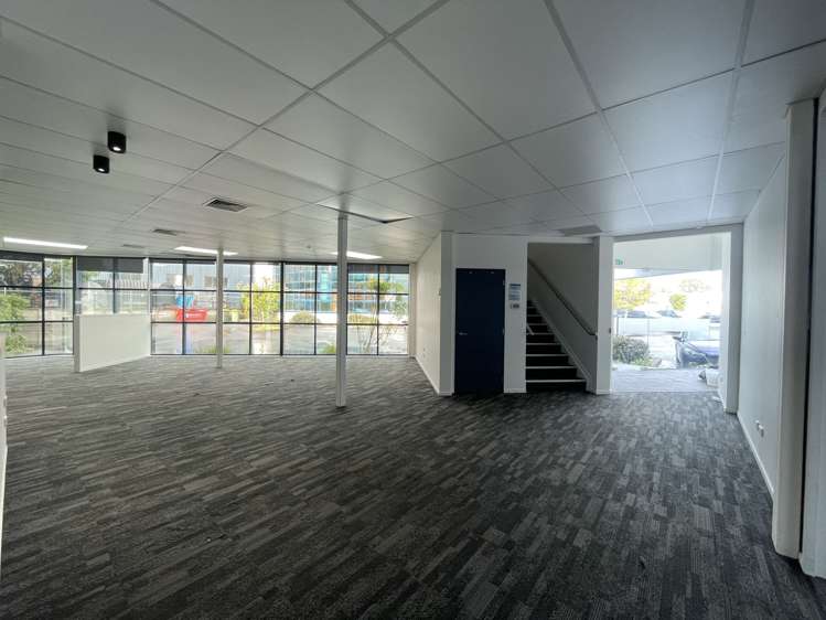 Unit E/9 Piermark Drive Rosedale_3