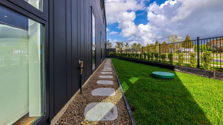 25 Meadows Drive Clevedon_27