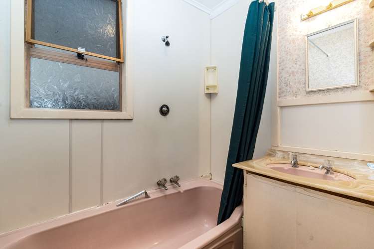 80 Saxbys Road Deanwell_9