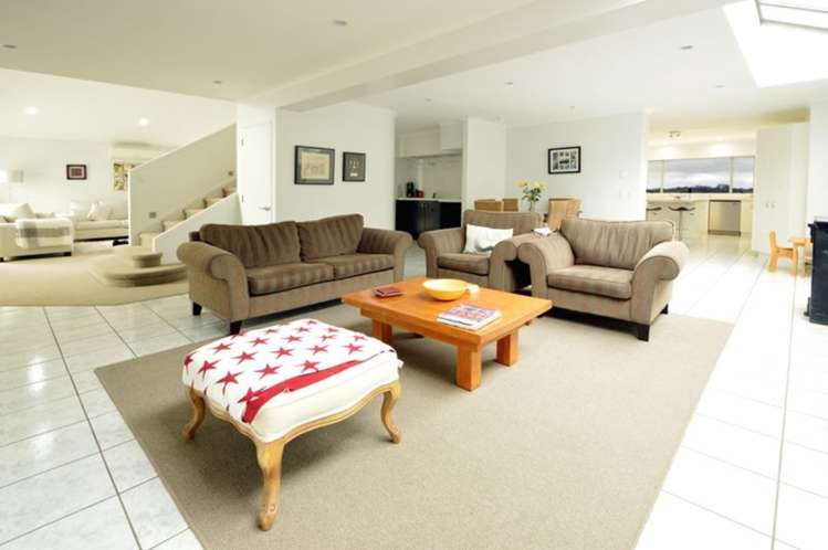 989 Whangaparaoa Road Tindalls Beach_6