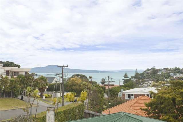 8 Scarboro Terrace Murrays Bay_2