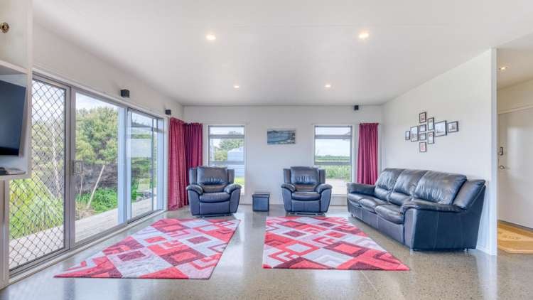 8 Harrys Lane Pukenui_8