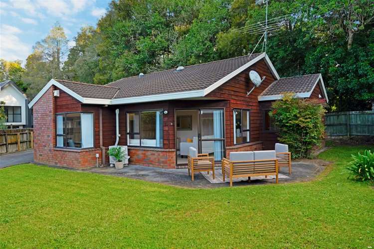 2/57 Karaka Street_0