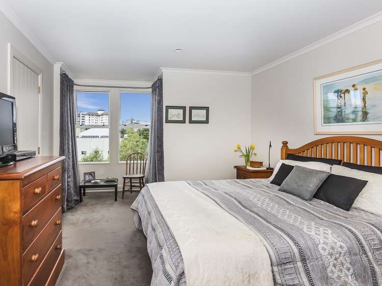 153h Grant Road Thorndon_11