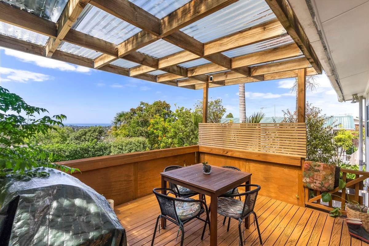 899 & 899A East Coast Road_1