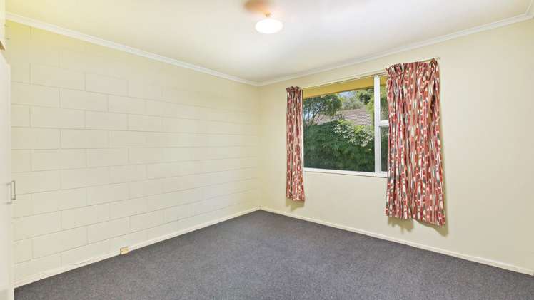 182 Racecourse Road Sockburn_11