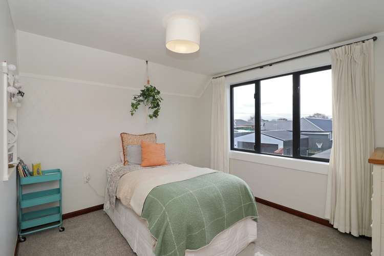 67 Antrim Street Windsor_21