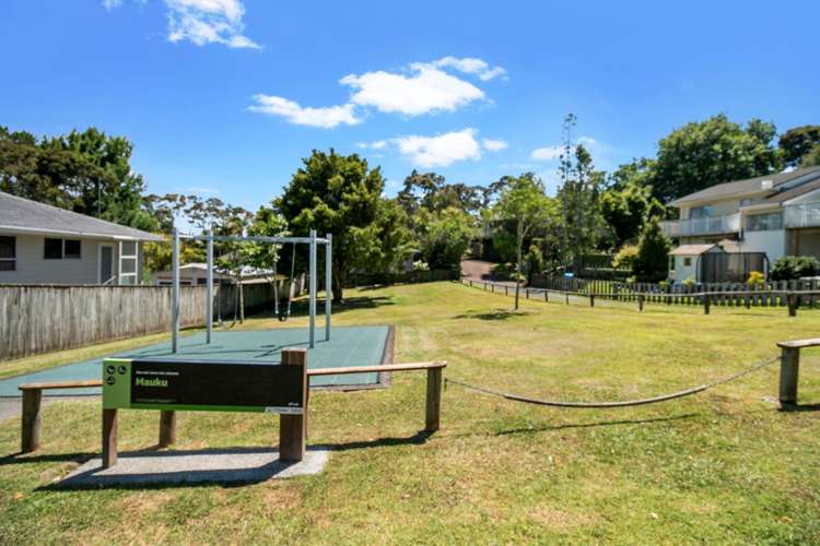 16 Onedin Place Titirangi_6