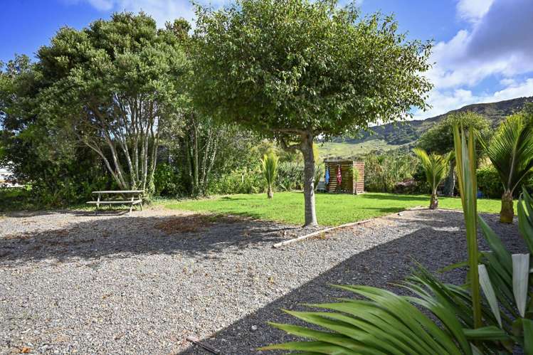 8 Katrin Place Mahanga_25