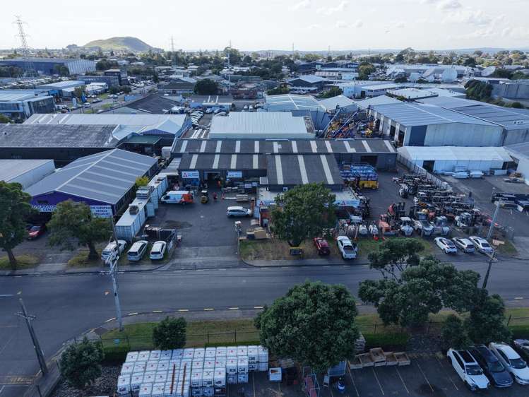 82 Leonard Road Mt Wellington_5