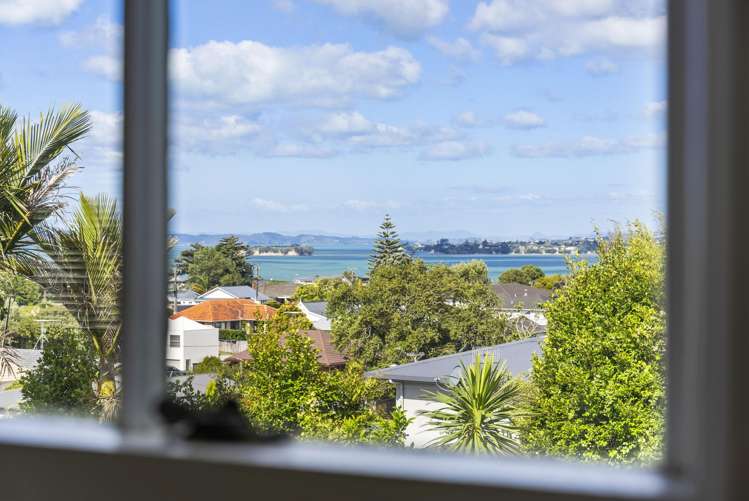 57 Parkhill Road Mellons Bay_27