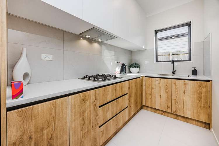 74 Tir Conaill Avenue Flat Bush_16