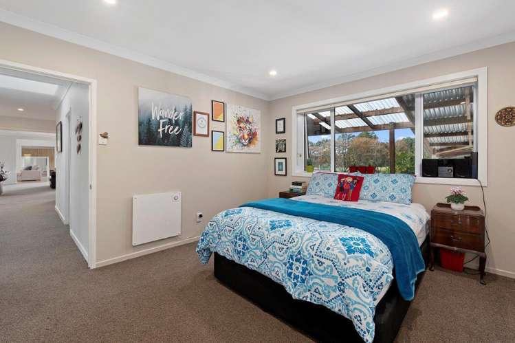 240 Mill Flat Road Riverhead_17