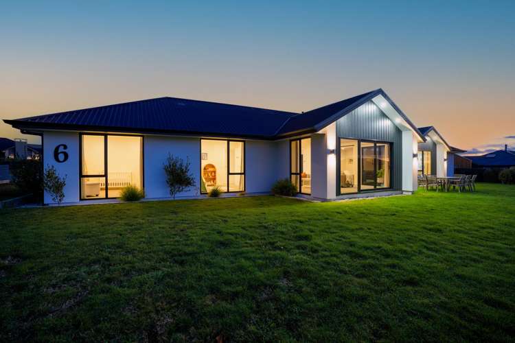 6 Chatham Rise Seaward Bush_59