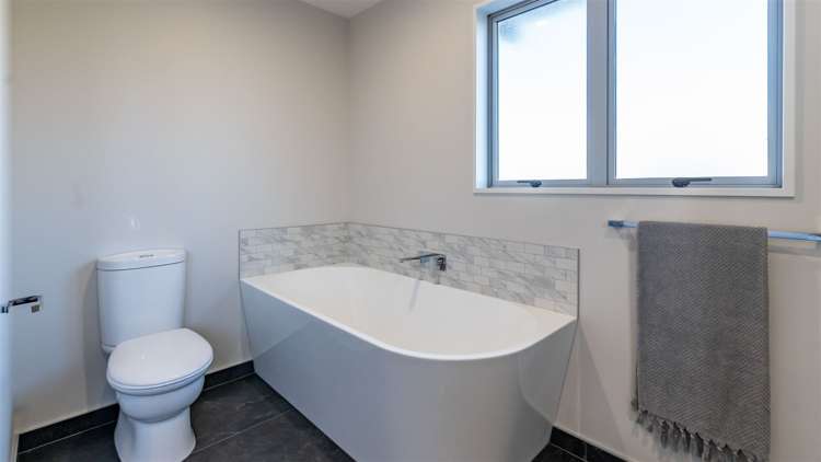 75 Woodhurst Drive Casebrook_34