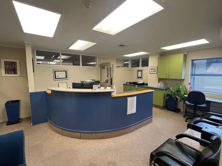 1A/130 Rostrevor Street Hamilton Central_1