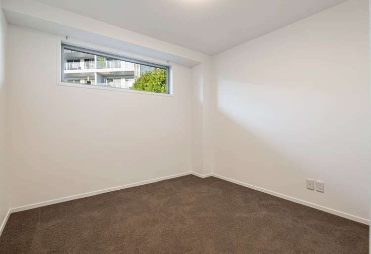109/17 Link Crescent Stanmore Bay_7