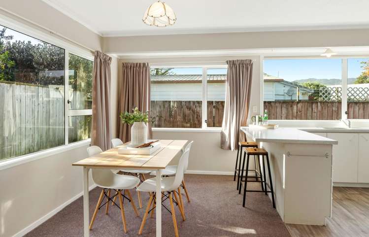 7a Rodney Grove Paraparaumu_5